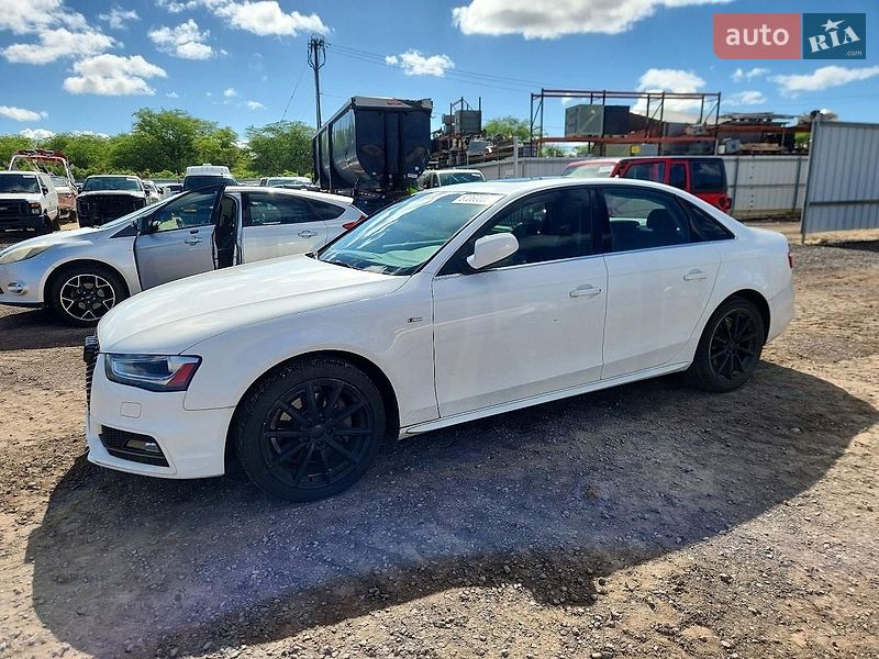 Седан Audi A4 2016 в Львове