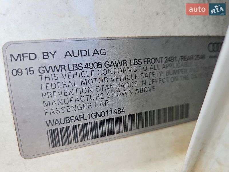Седан Audi A4 2016 в Львове