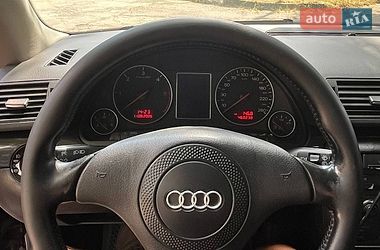 Універсал Audi A4 2002 в Рівному