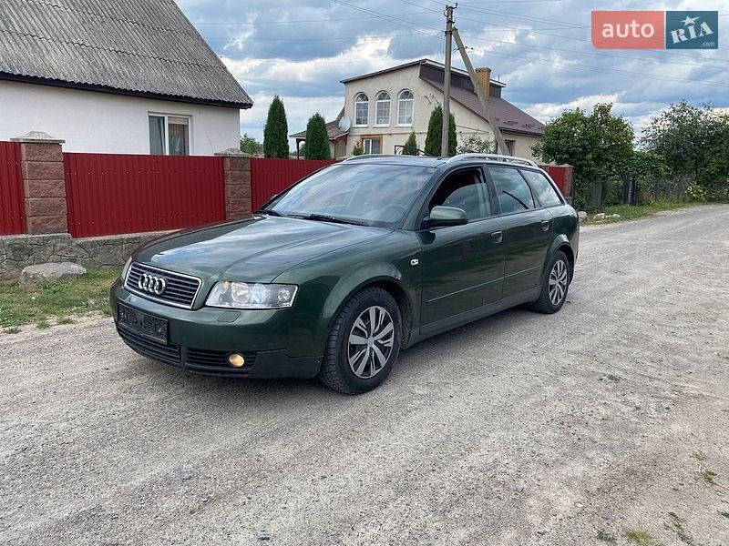 Універсал Audi A4 2001 в Рокитному