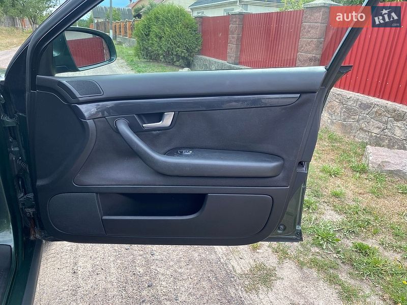 Універсал Audi A4 2001 в Рокитному