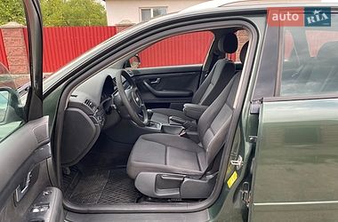 Універсал Audi A4 2001 в Рокитному