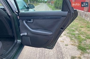 Універсал Audi A4 2001 в Рокитному