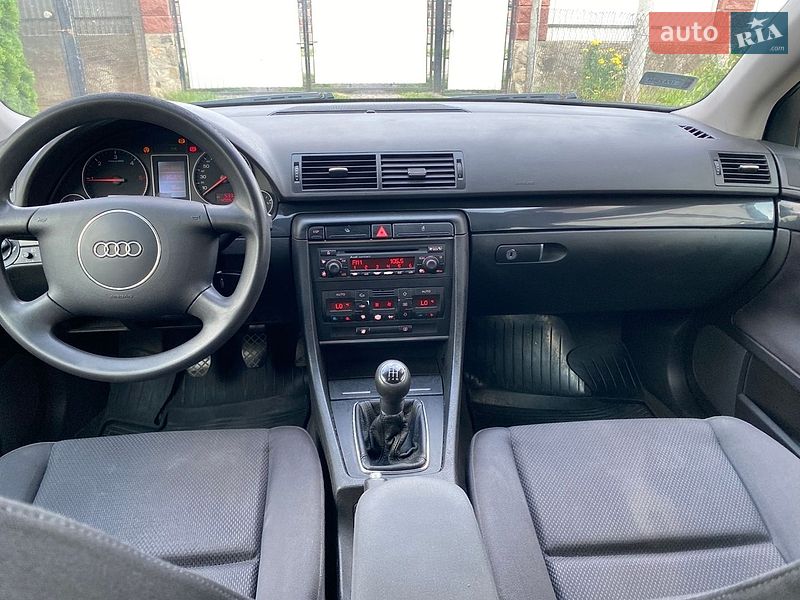 Універсал Audi A4 2001 в Рокитному