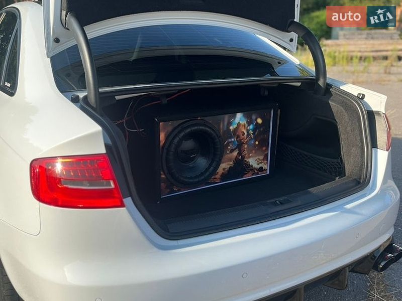 Седан Audi A4 2012 в Вінниці