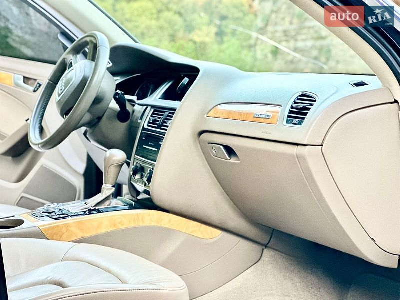 Універсал Audi A4 2009 в Кам'янець-Подільському