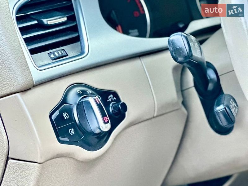 Універсал Audi A4 2009 в Кам'янець-Подільському