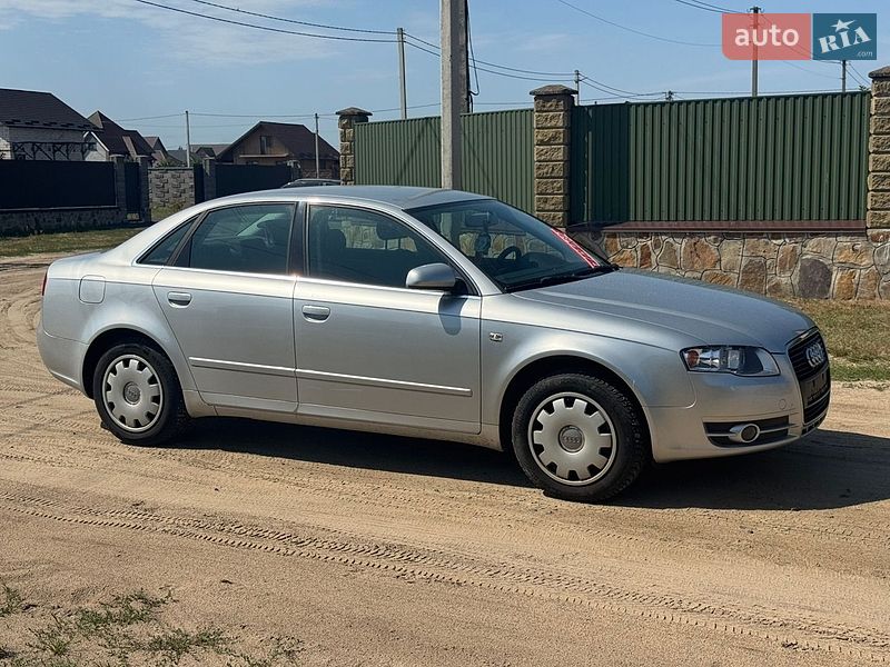 Седан Audi A4 2005 в Сарнах
