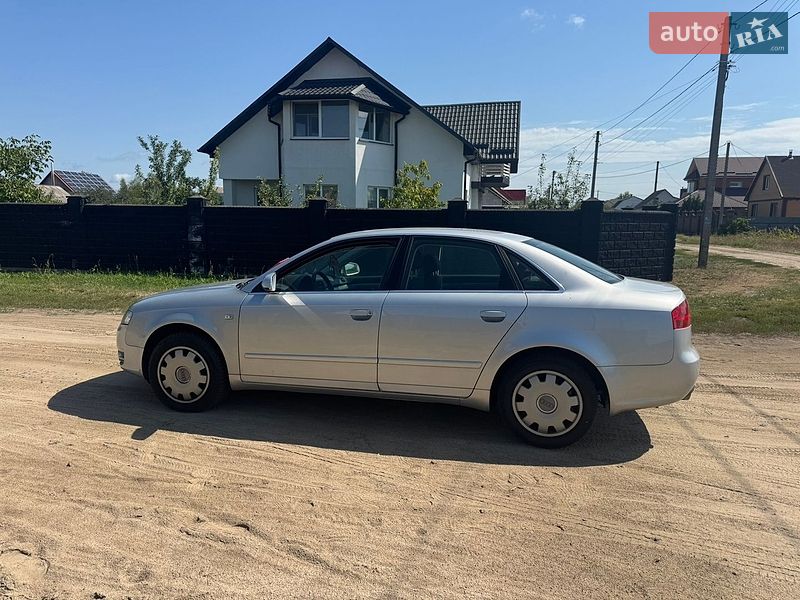 Седан Audi A4 2005 в Сарнах