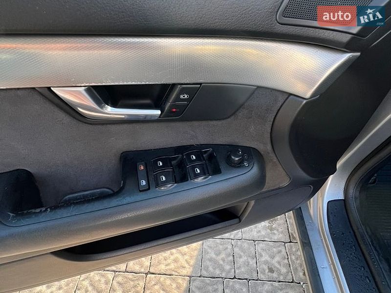 Седан Audi A4 2003 в Львові