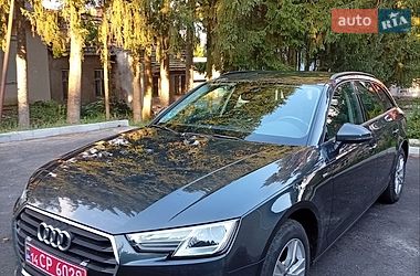 Универсал Audi A4 2017 в Львове