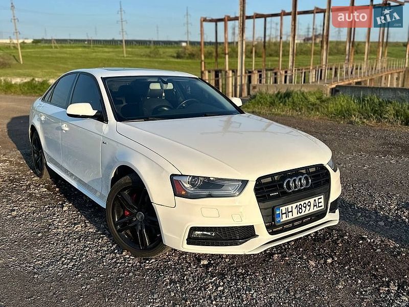 Седан Audi A4 2015 в Одесі