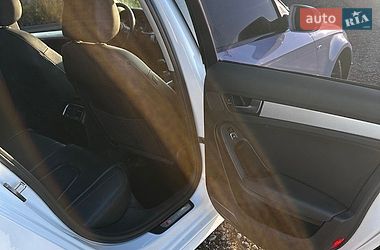 Седан Audi A4 2015 в Одесі