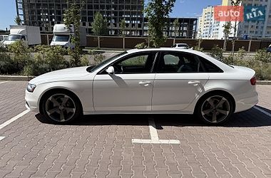Седан Audi A4 2015 в Києві