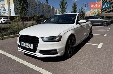 Седан Audi A4 2015 в Києві