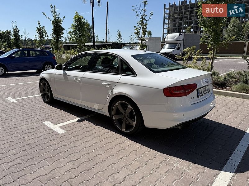 Седан Audi A4 2015 в Києві