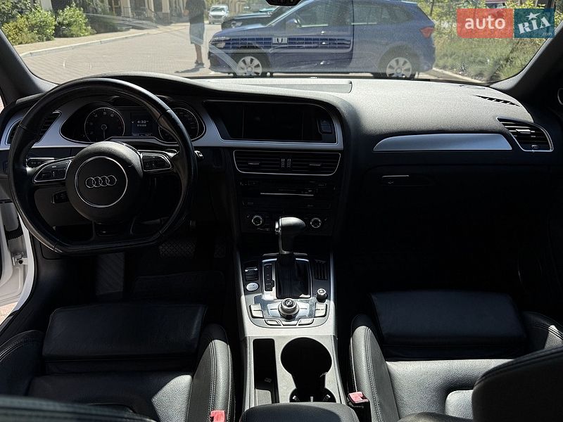 Седан Audi A4 2015 в Києві