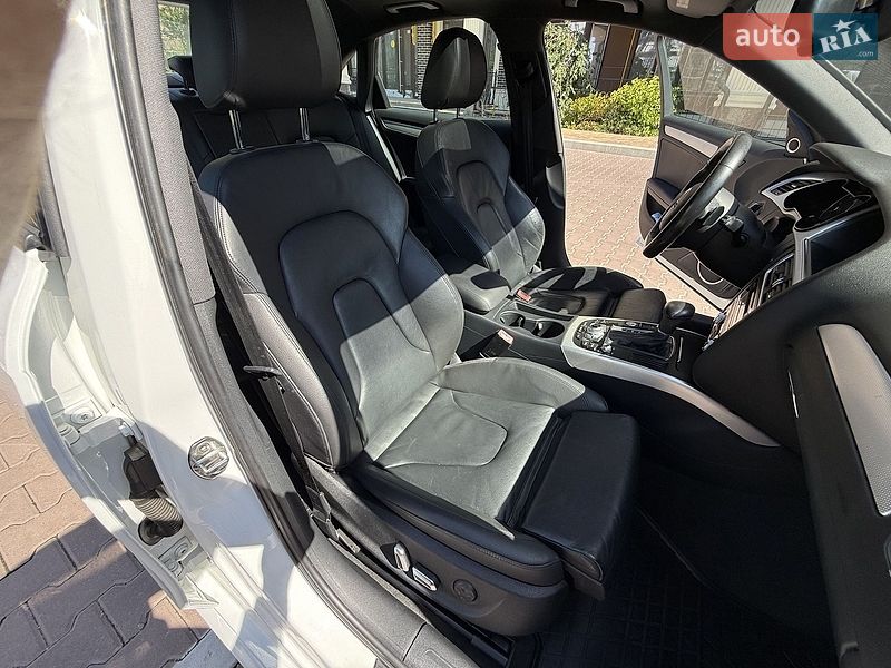 Седан Audi A4 2015 в Києві