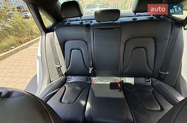 Седан Audi A4 2015 в Киеве