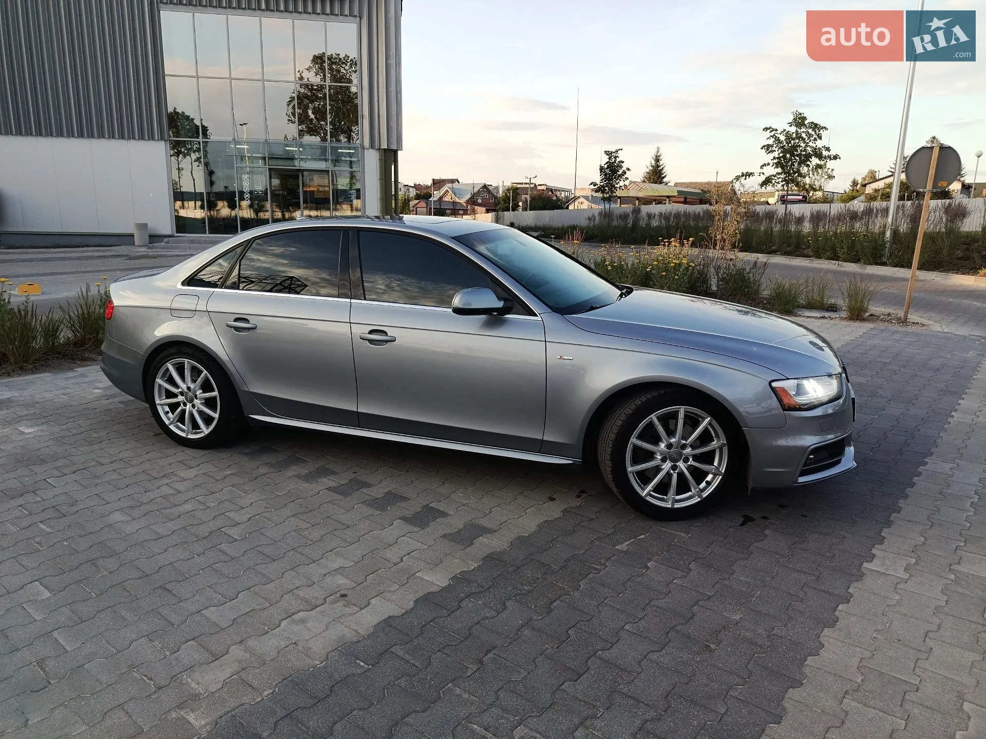 2015 Audi A4 - мініатюра 26