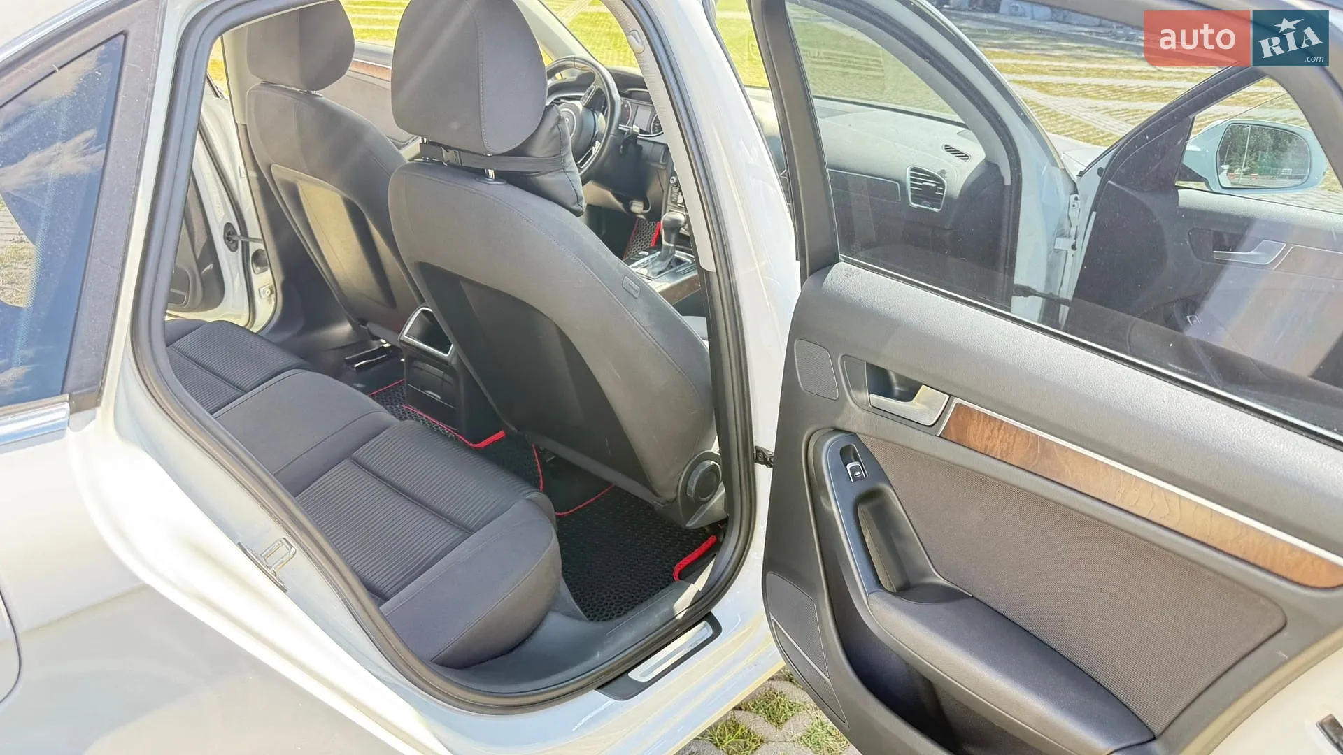 2014 Audi A4 - мініатюра 114