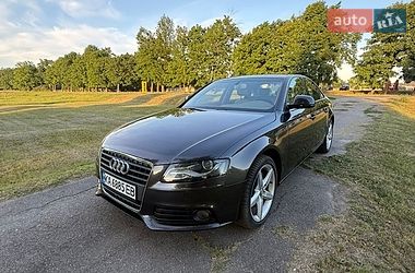 Седан Audi A4 2008 в Ромнах