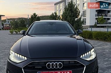 Седан Audi A4 2021 в Мукачевому