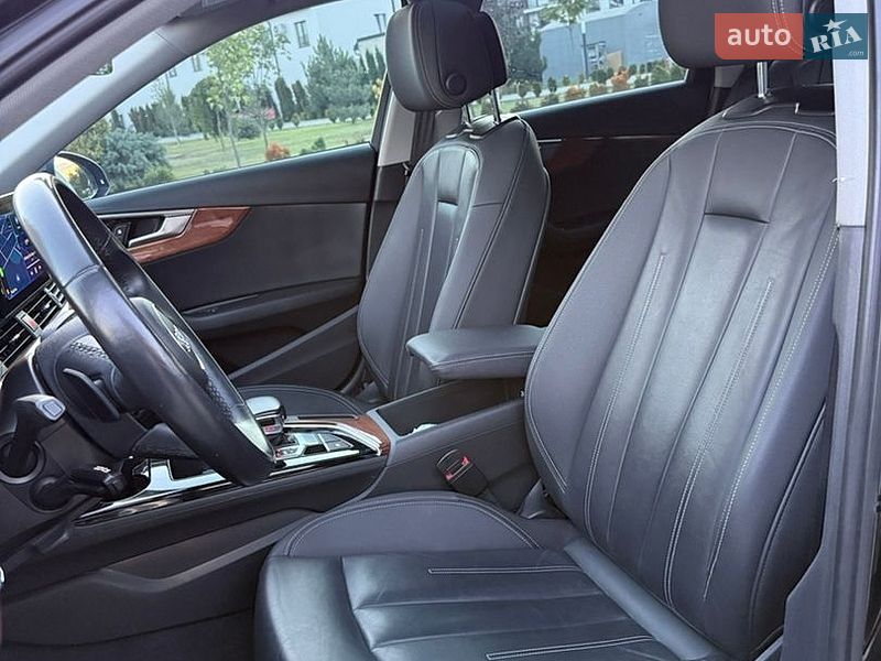 Седан Audi A4 2021 в Мукачевому