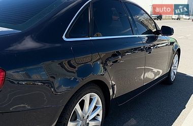 Седан Audi A4 2012 в Києві