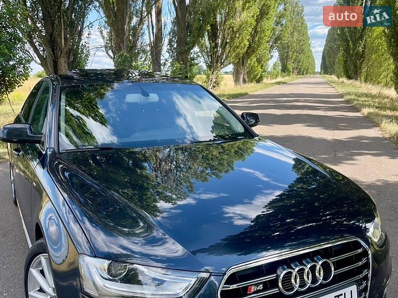 Седан Audi A4 2015 в Киеве фото 12 Седан Audi A4 2015 в Киеве