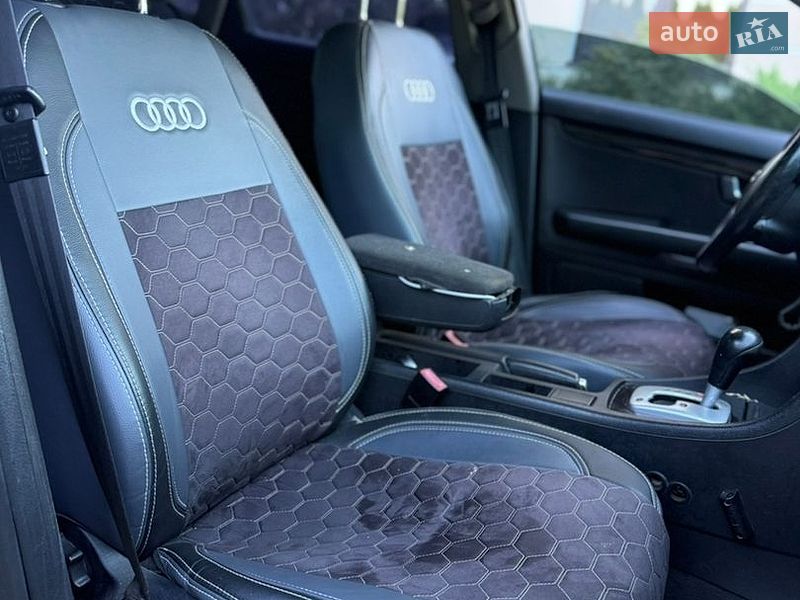 Седан Audi A4 2003 в Дунаївцях