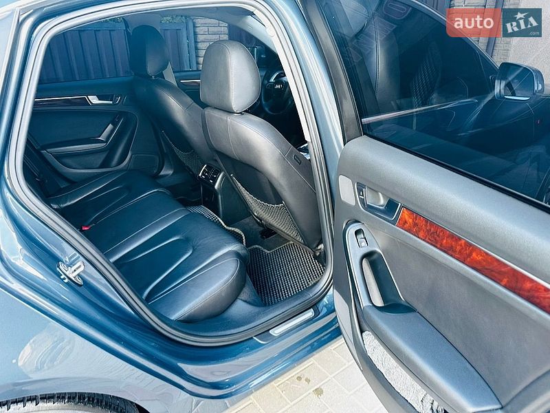Седан Audi A4 2009 в Броварах
