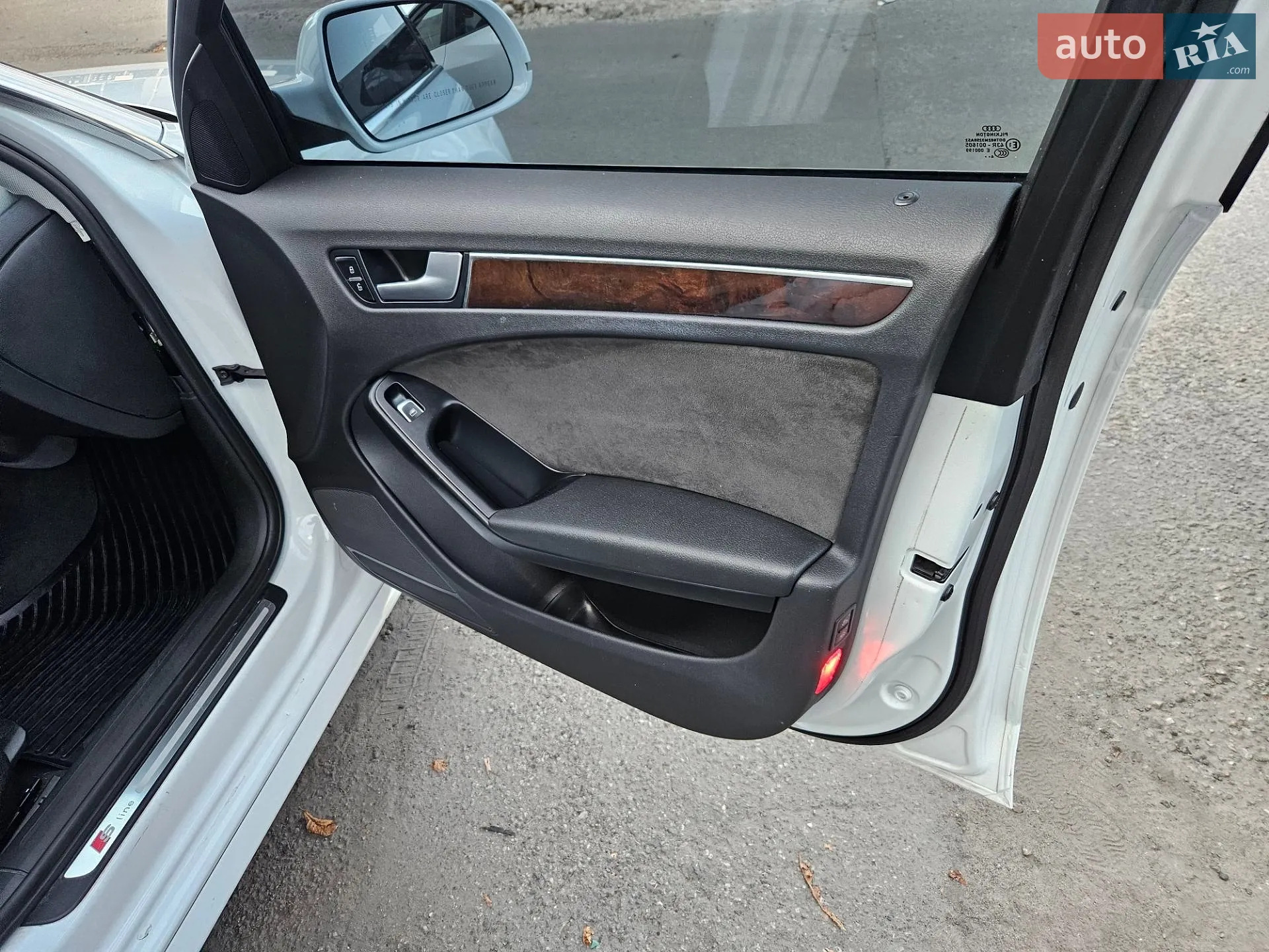 2015 Audi A4 - мініатюра 17