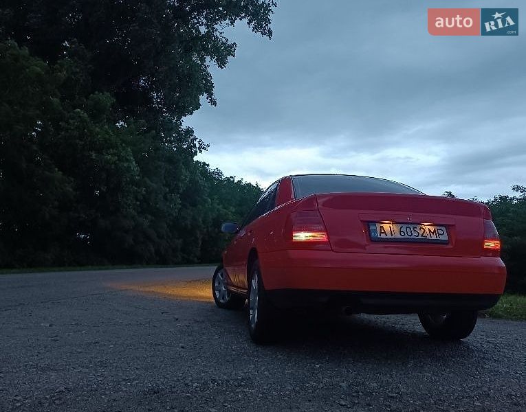 Седан Audi A4 1999 в Згурівці