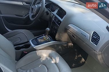 Седан Audi A4 2012 в Новій Водолагі