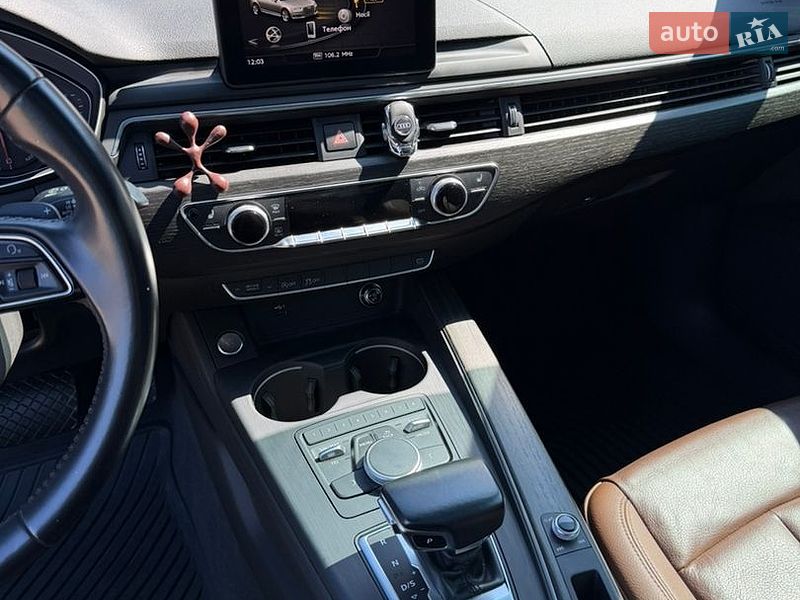 Седан Audi A4 2019 в Івано-Франківську