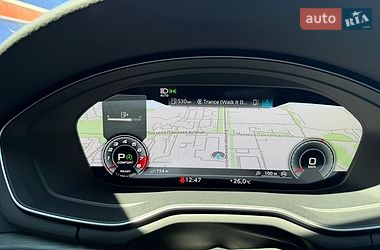 Седан Audi A4 2021 в Кам'янському