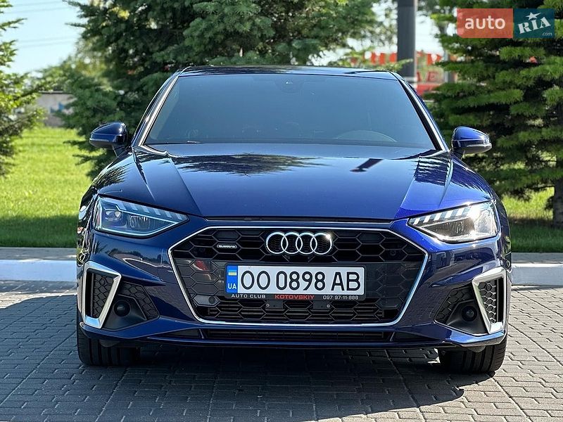 Седан Audi A4 2020 в Львові
