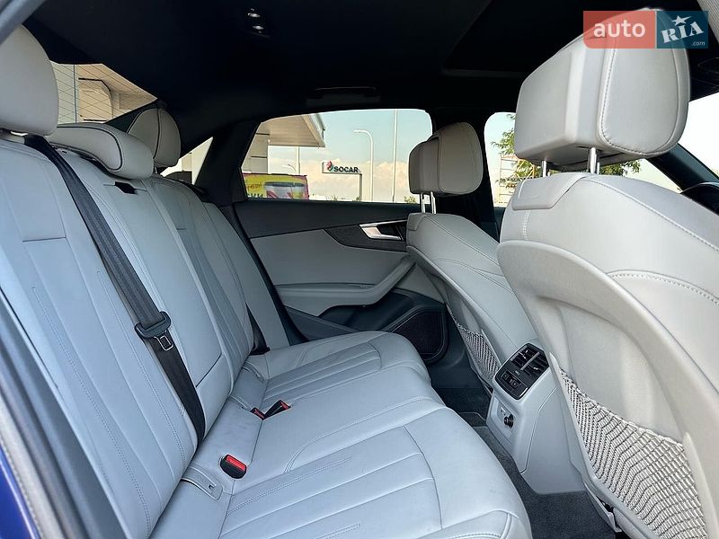 Седан Audi A4 2020 в Львові