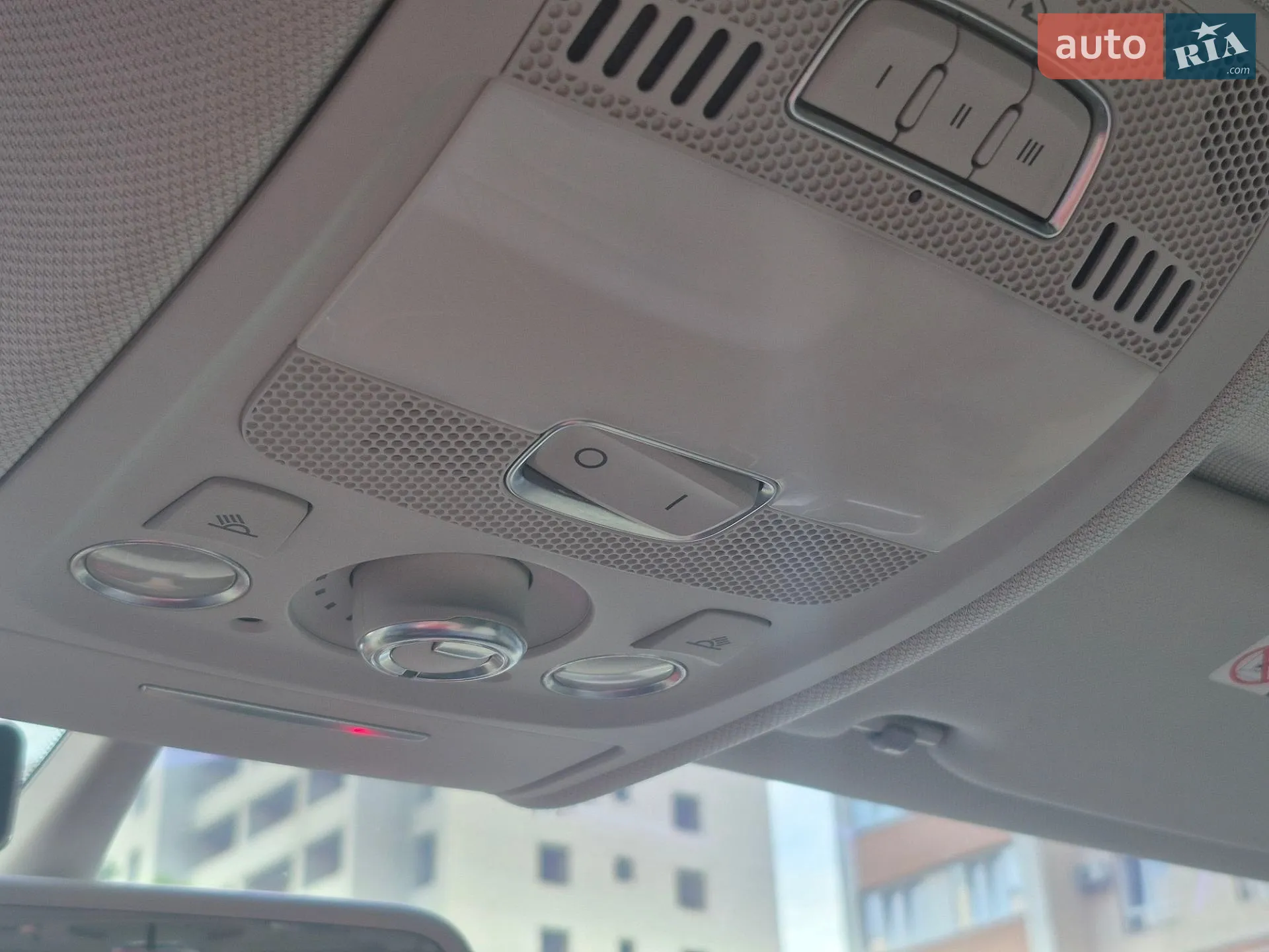 2012 Audi A4 - мініатюра 9