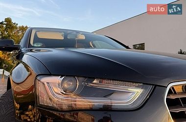 Седан Audi A4 2013 в Луцьку