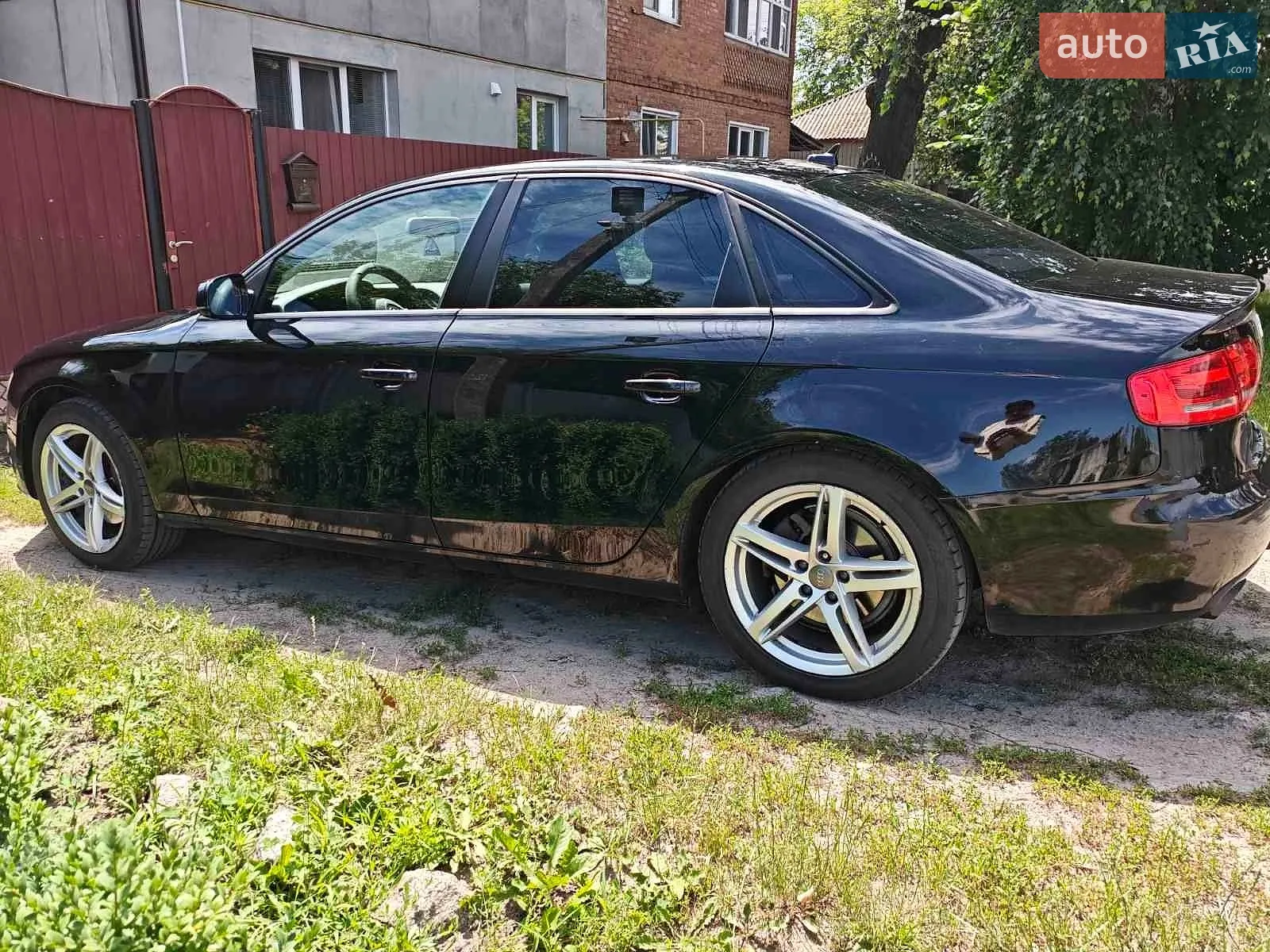 2011 Audi A4 - мініатюра 9