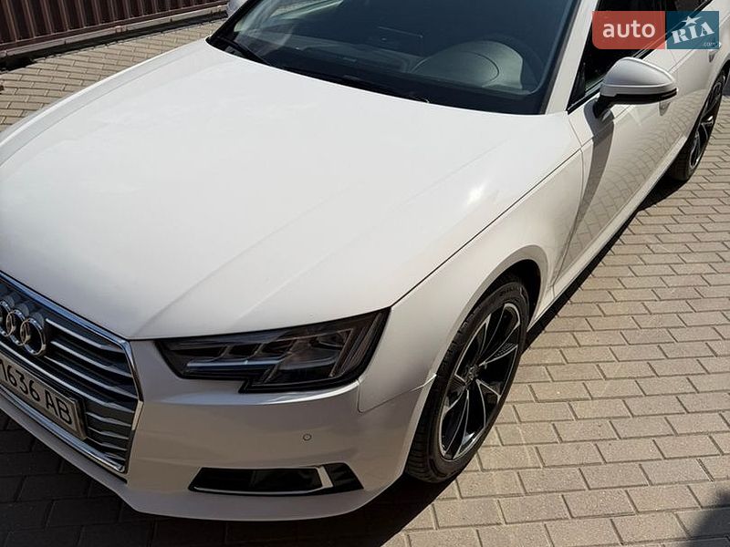 Универсал Audi A4 2018 в Ужгороде