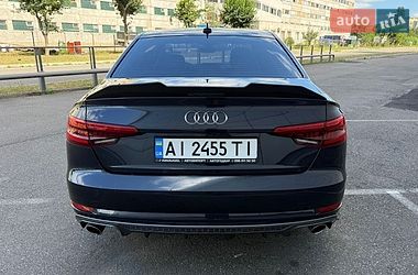 Седан Audi A4 2016 в Киеве