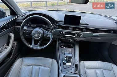 Седан Audi A4 2016 в Киеве