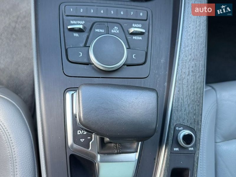 Седан Audi A4 2016 в Киеве