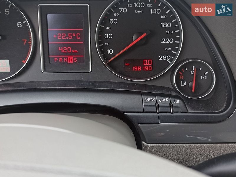 Седан Audi A4 2004 в Калуше