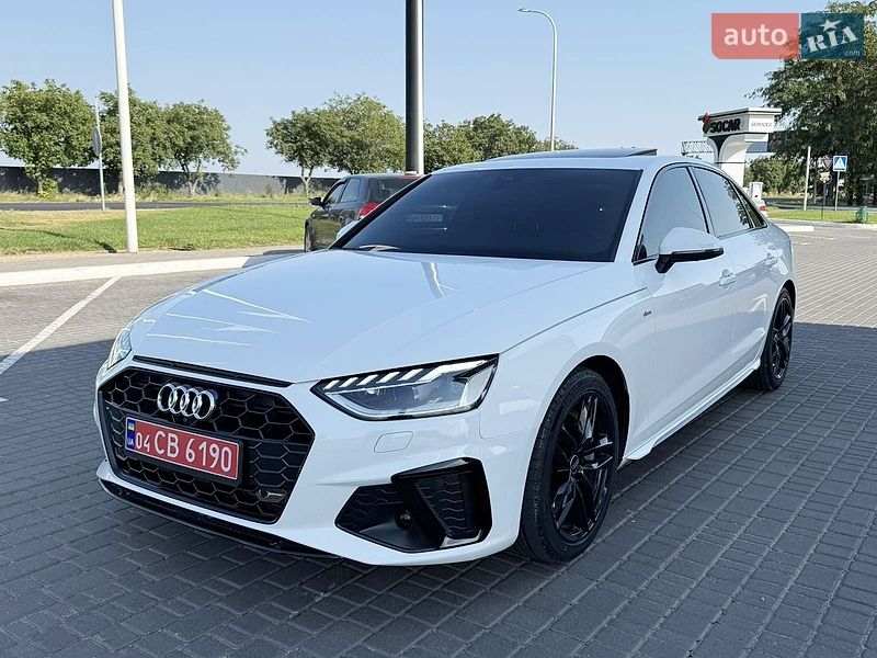 Седан Audi A4 2023 в Одесі
