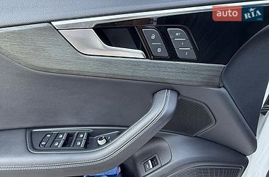 Седан Audi A4 2023 в Одесі