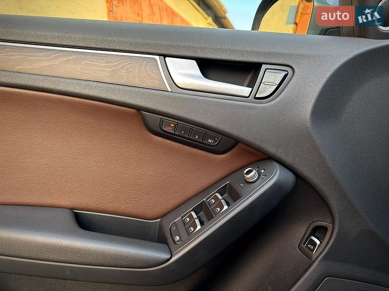 Универсал Audi A4 2013 в Киеве
